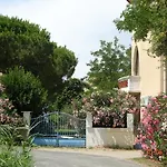 דירה Domaine Du Petit Tournebelle *