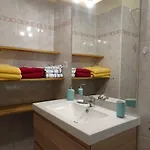 Domaine Du Petit Tournebelle דירה