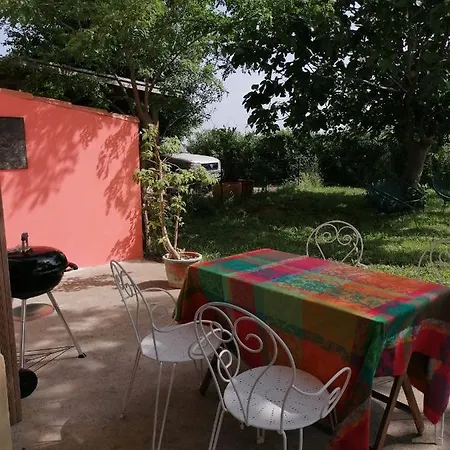 Domaine Du Petit Tournebelle Apartment *