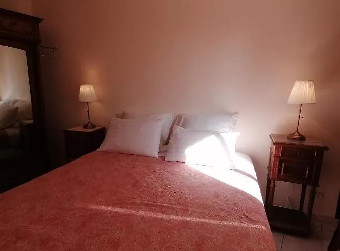 Domaine Du Petit Tournebelle דירה גרואיסאן