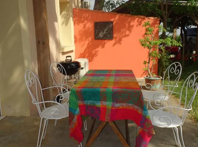 Domaine Du Petit Tournebelle Appartement Gruissan