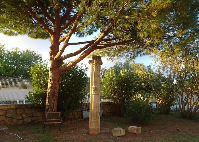 Domaine Du Petit Tournebelle דירה